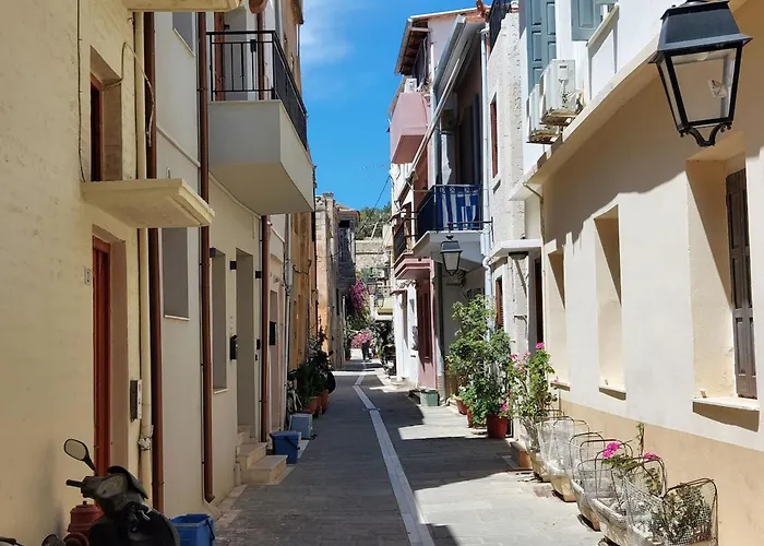 Old Town - Fortezza Nest Rethymno