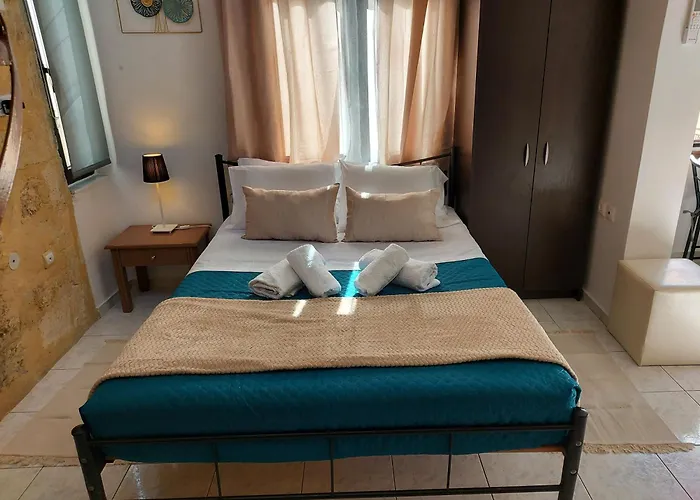 Old Town - Fortezza Nest * Rethymno (Crete)